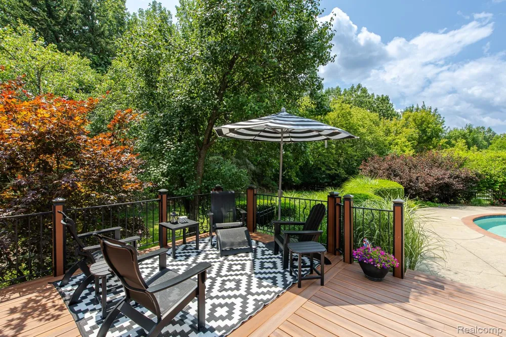 3720 Northwood Drive West Bloomfield Charter Township, MI 48324
