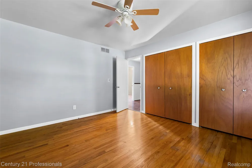 31991 STAMAN Farmington Hills City, MI 48336