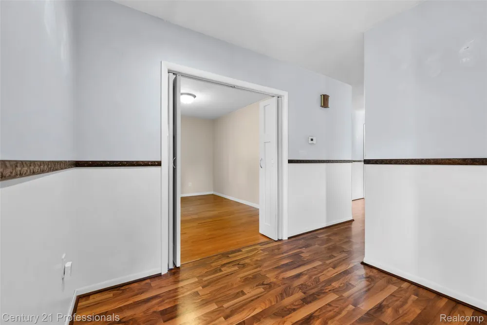 31991 STAMAN Farmington Hills City, MI 48336