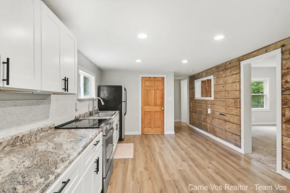 3251 E 46 ROAD Cherry Grove Township, MI 49601
