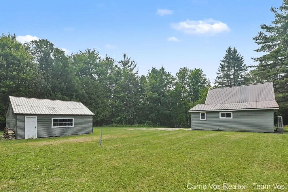 3251 E 46 ROAD Cherry Grove Township, MI 49601