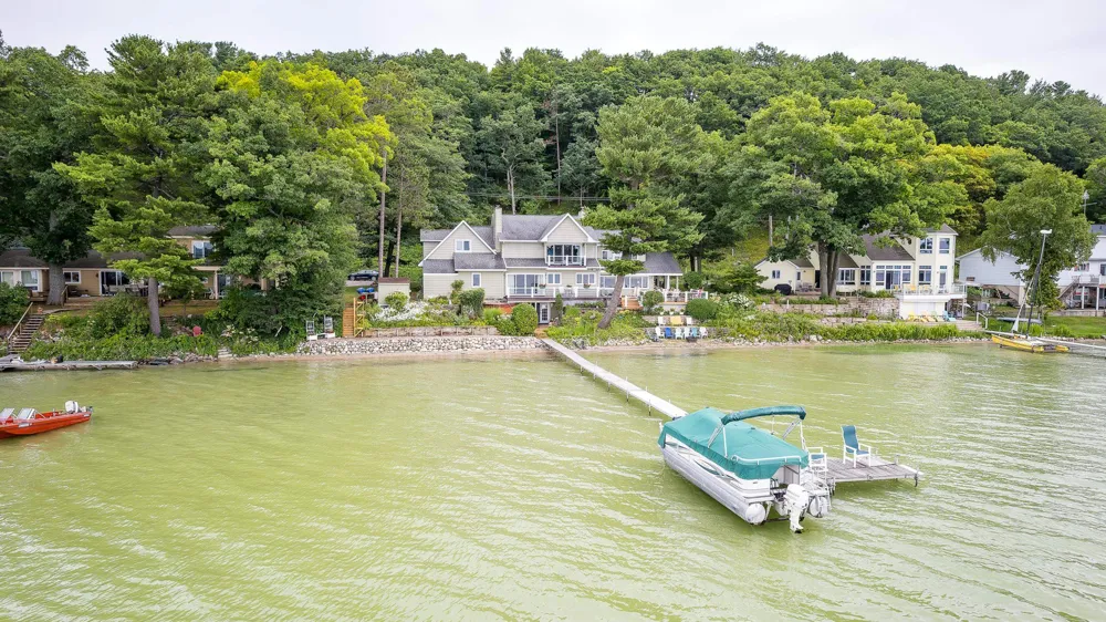 7243 Deadstream Road Lake Township, MI 49640