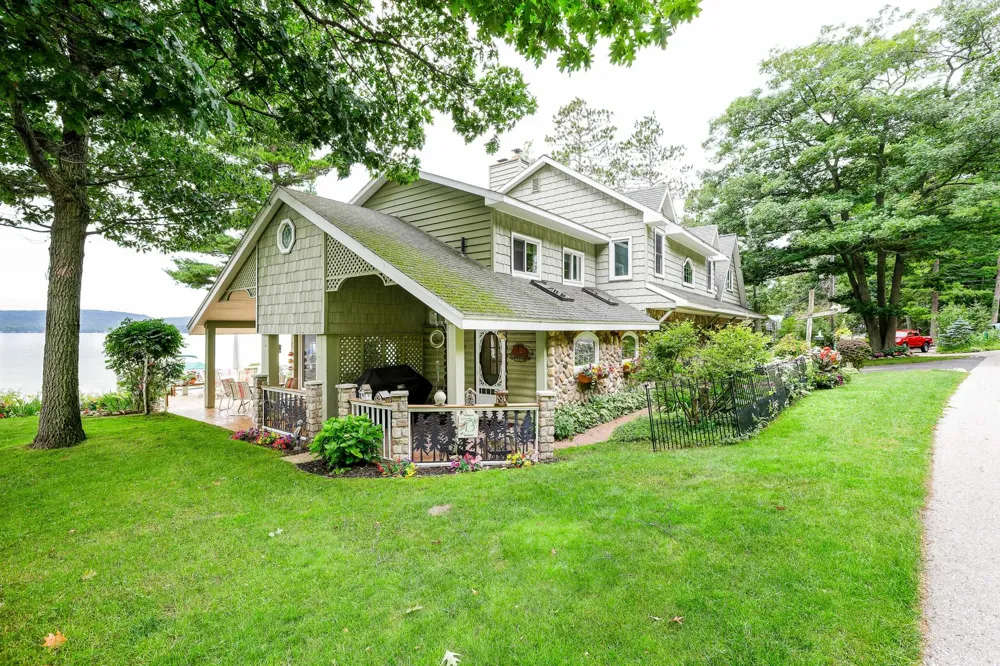 7243 Deadstream Road Lake Township, MI 49640