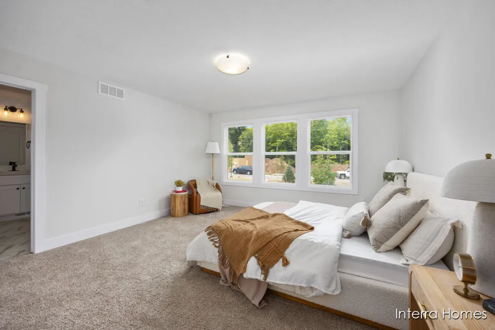2883 E Highgate Drive SE #82 Kentwood City, MI 49512