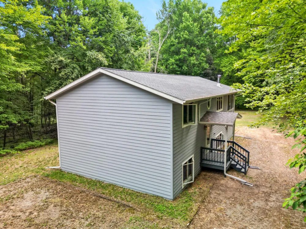 3283 S Spruce Avenue Everett Township, MI 49349