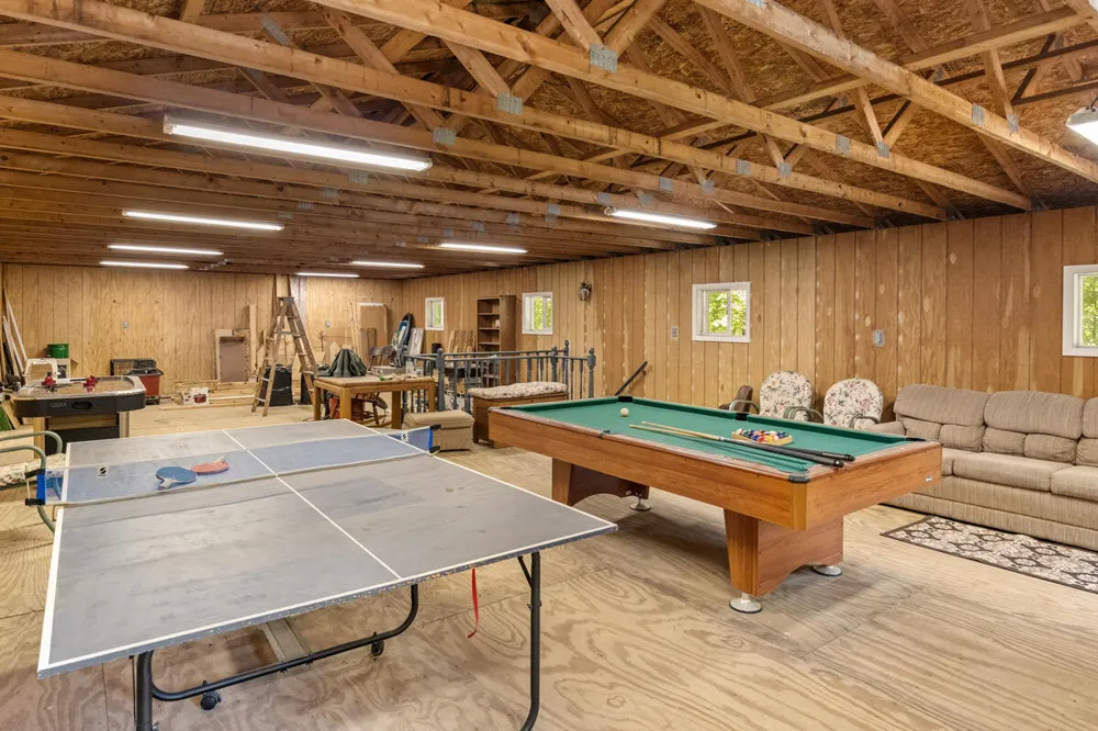3283 S Spruce Avenue Everett Township, MI 49349