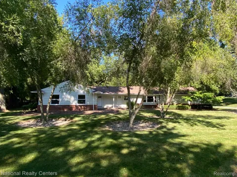 144 W Maryknoll Road