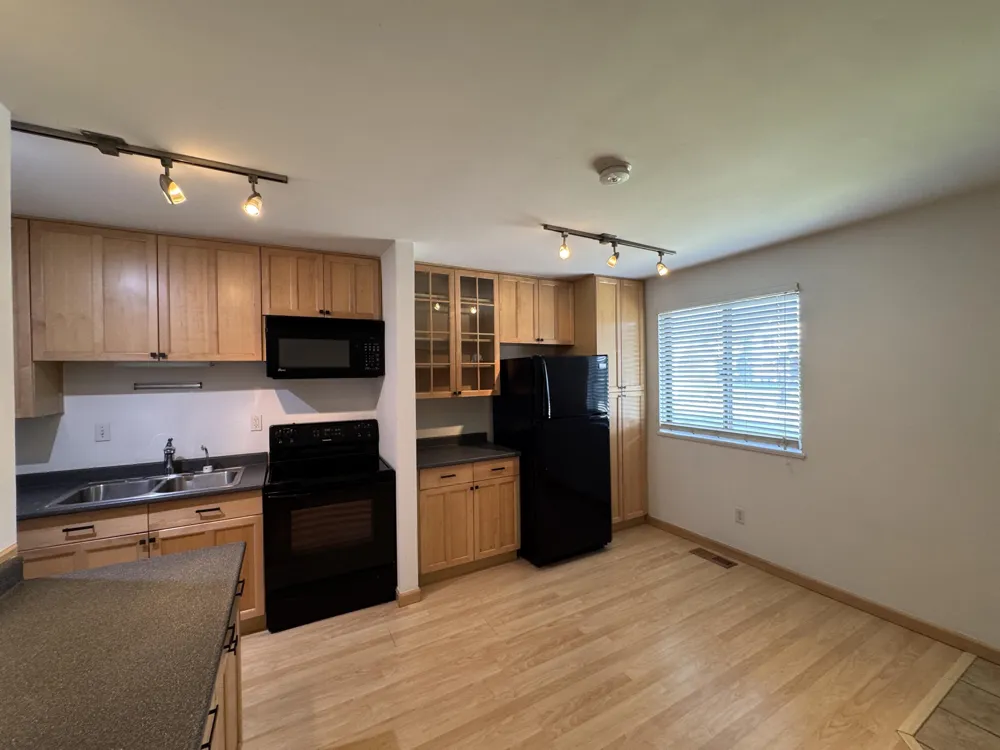 7300 Bluewater Drive #105 Clarkston City, MI 48348