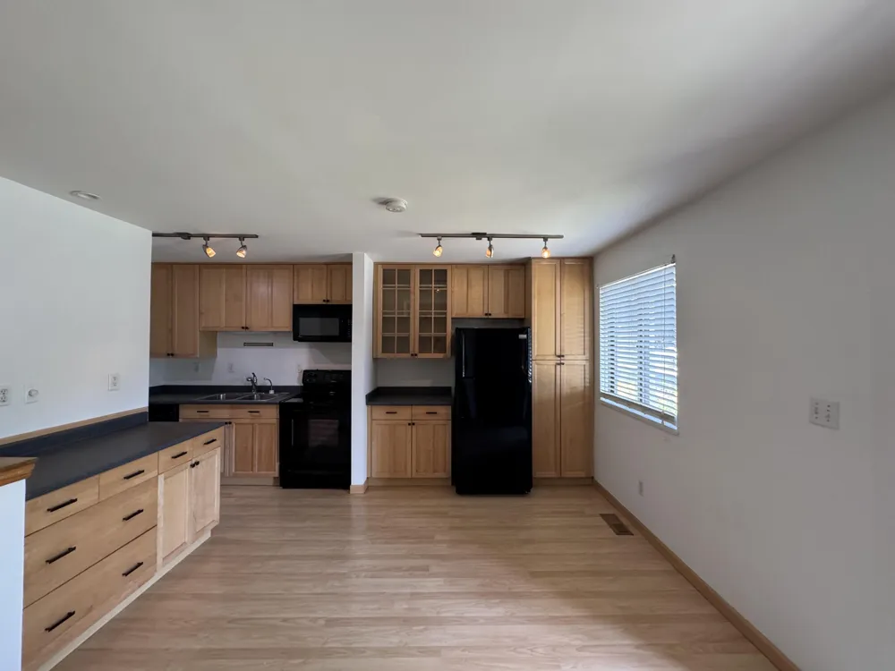 7300 Bluewater Drive #105 Clarkston City, MI 48348
