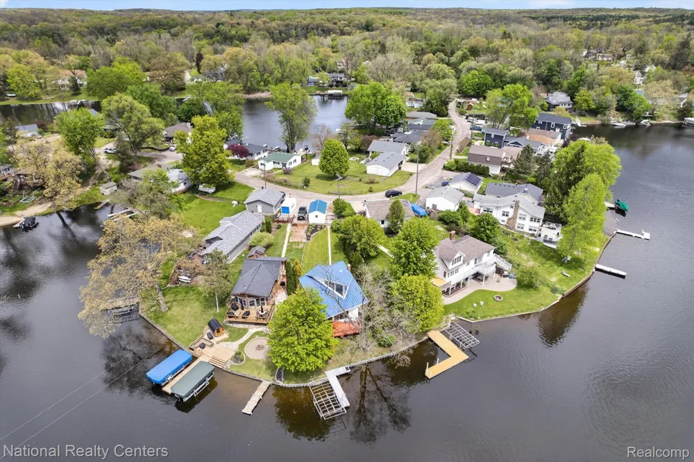 11505 Sunset Boulevard Putnam Township, MI 48169