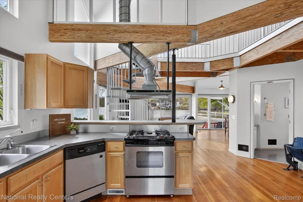 11505 Sunset Boulevard Putnam Township, MI 48169