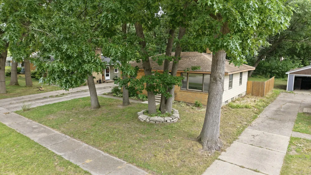 1711 Royal Oak Street SW Wyoming City, MI 49519
