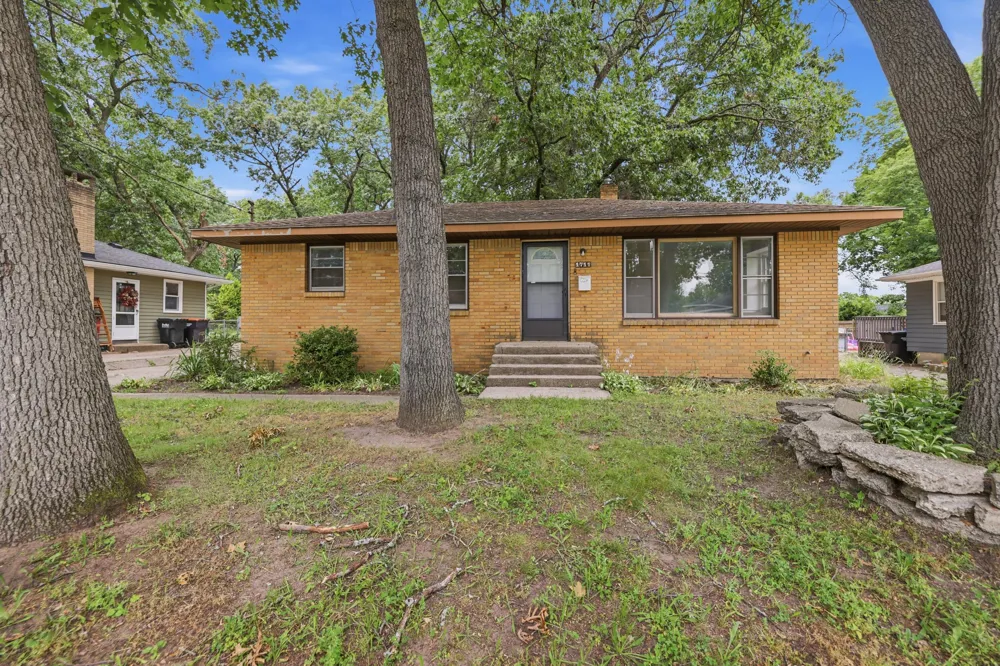 1711 Royal Oak Street SW Wyoming City, MI 49519