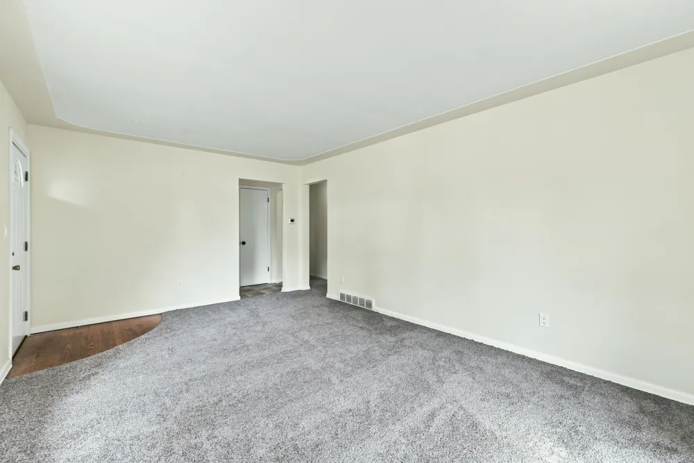 1711 Royal Oak Street SW Wyoming City, MI 49519