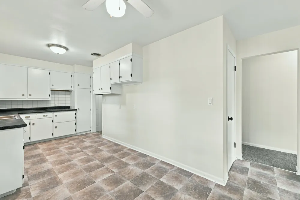 1711 Royal Oak Street SW Wyoming City, MI 49519