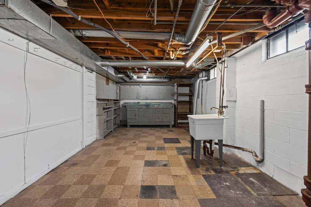555 Martha Street Dearborn City, MI 48128