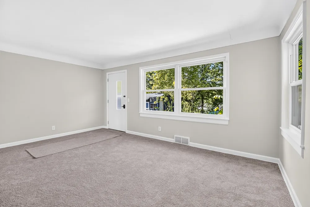 1202 Pinehurst Boulevard Kalamazoo Charter Township, MI 49006