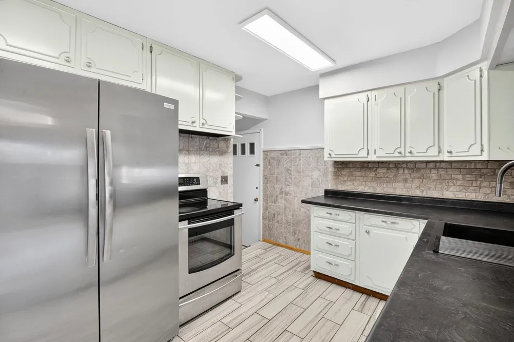 1202 Pinehurst Boulevard Kalamazoo Charter Township, MI 49006