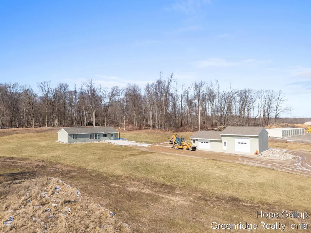 1637 State Road Easton Township, MI 48846