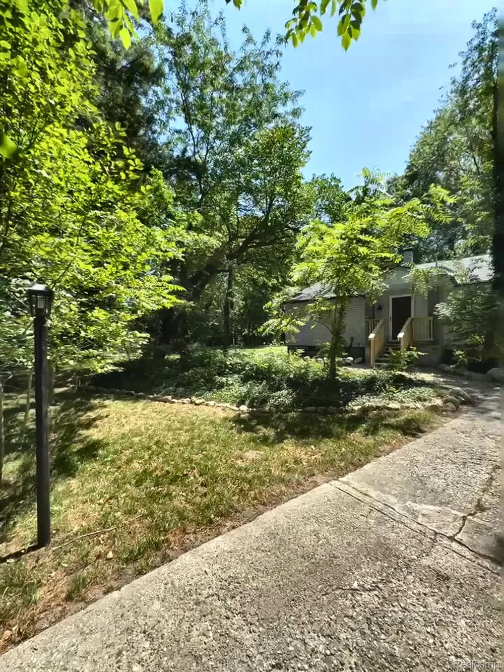 26800 Ballard Street Harrison Charter Township, MI 48045