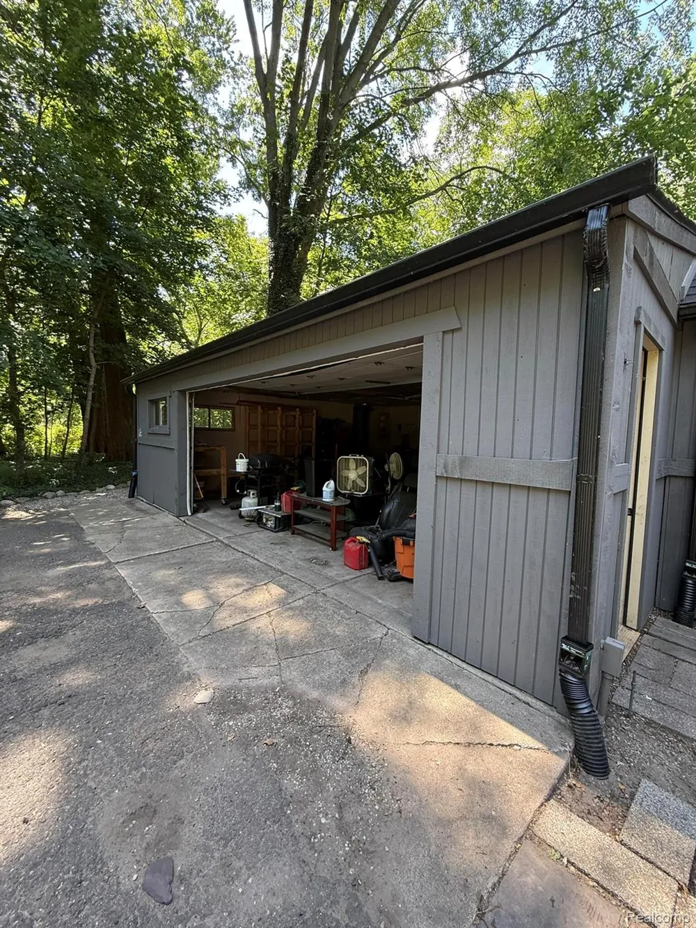 26800 Ballard Street Harrison Charter Township, MI 48045