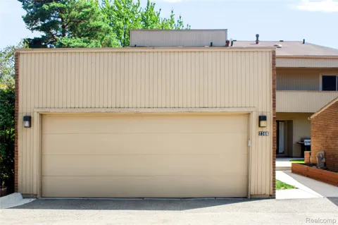 7364 Balsam Court Unit 32