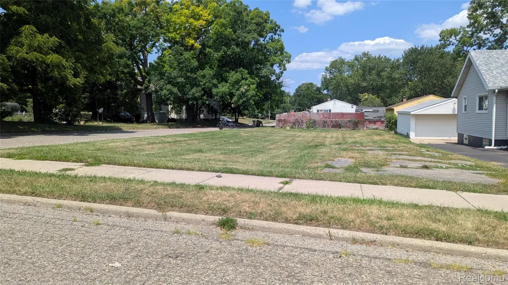 463 Raeburn Street Pontiac City, MI 48342