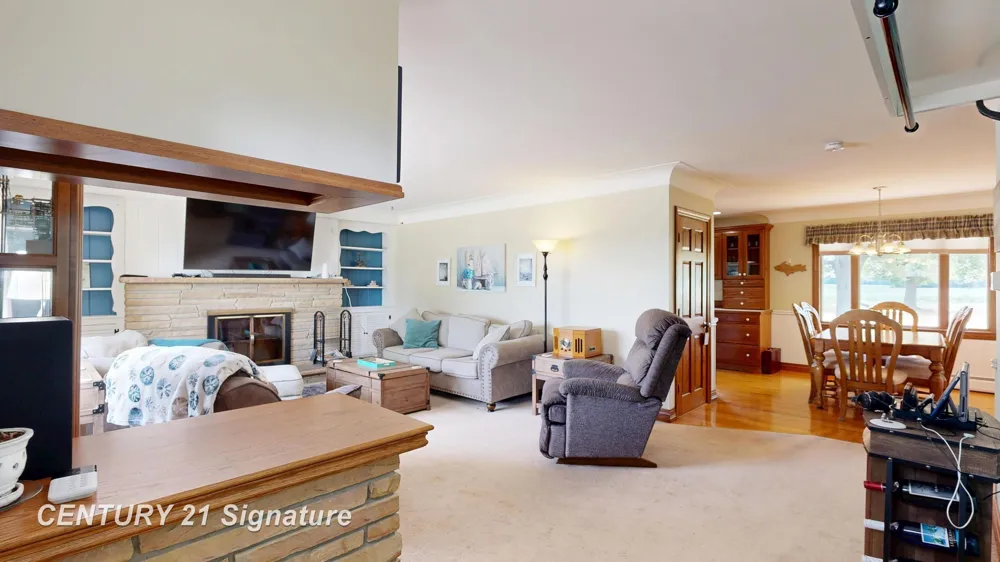 455 S Vernon Road Venice Township, MI 48817