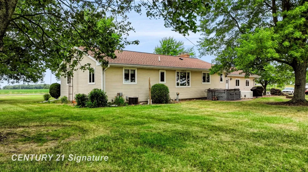 455 S Vernon Road Venice Township, MI 48817