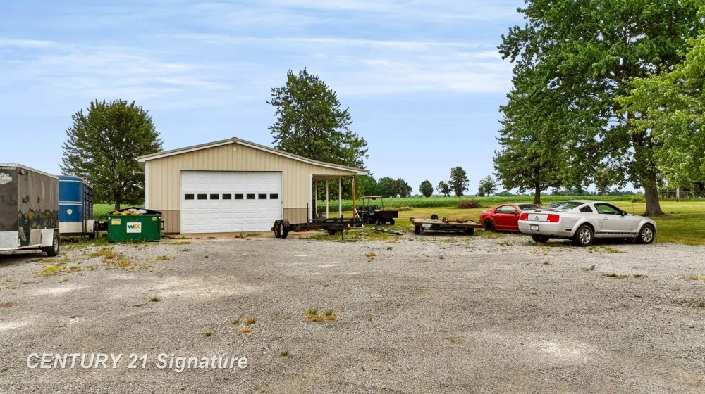 455 S Vernon Road Venice Township, MI 48817