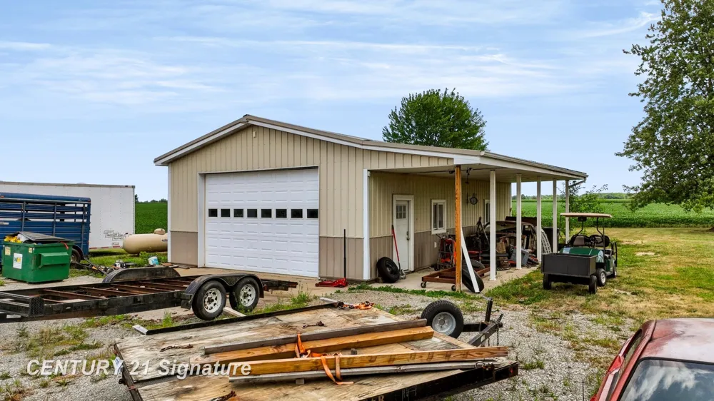 455 S Vernon Road Venice Township, MI 48817