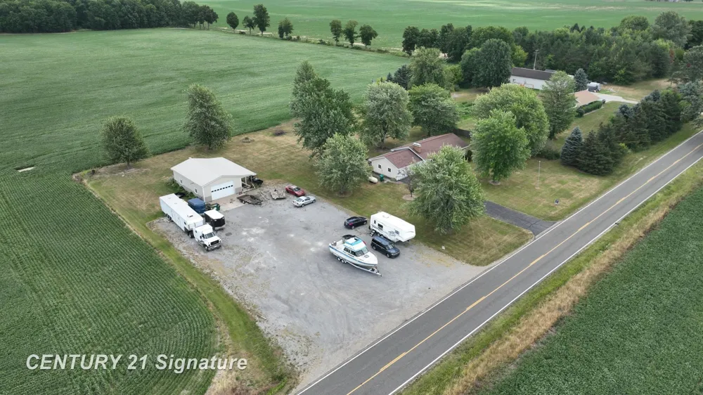 455 S Vernon Road Venice Township, MI 48817
