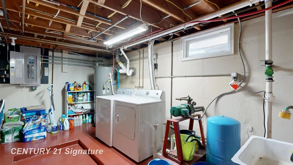 455 S Vernon Road Venice Township, MI 48817