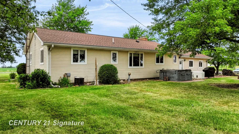 455 S Vernon Road Venice Township, MI 48817