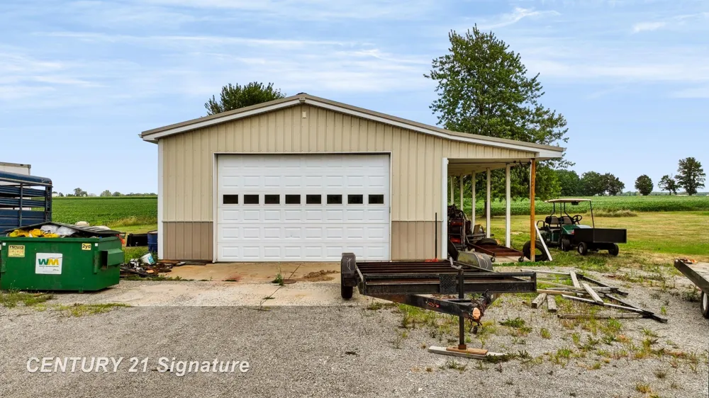 455 S Vernon Road Venice Township, MI 48817