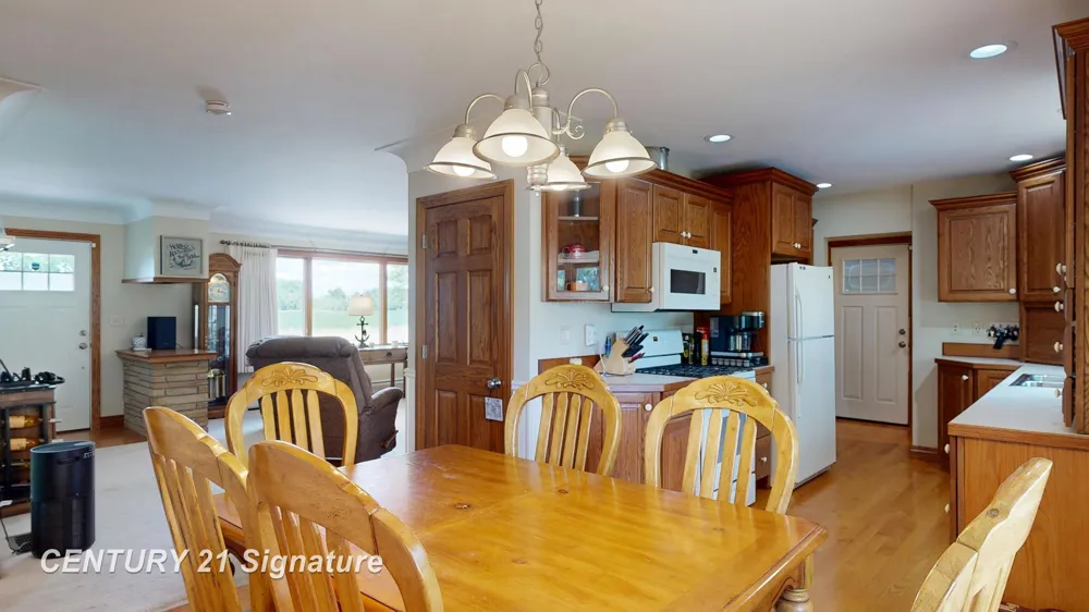 455 S Vernon Road Venice Township, MI 48817
