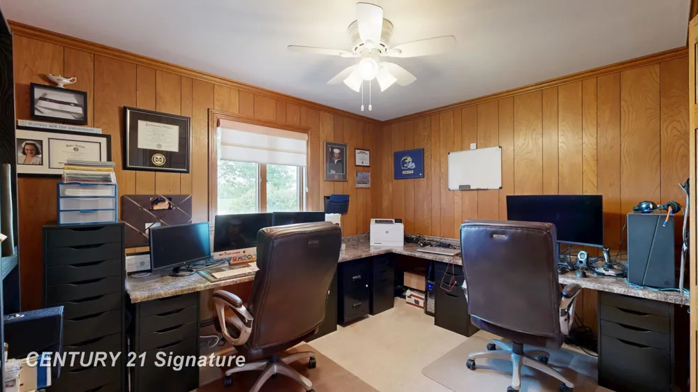 455 S Vernon Road Venice Township, MI 48817