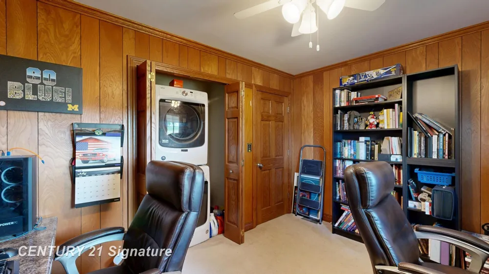 455 S Vernon Road Venice Township, MI 48817