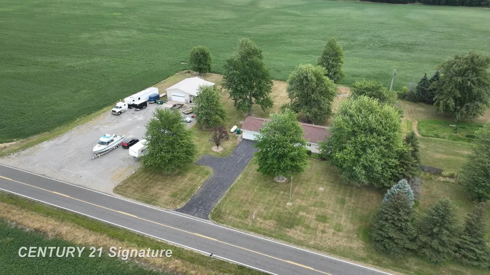 455 S Vernon Road Venice Township, MI 48817