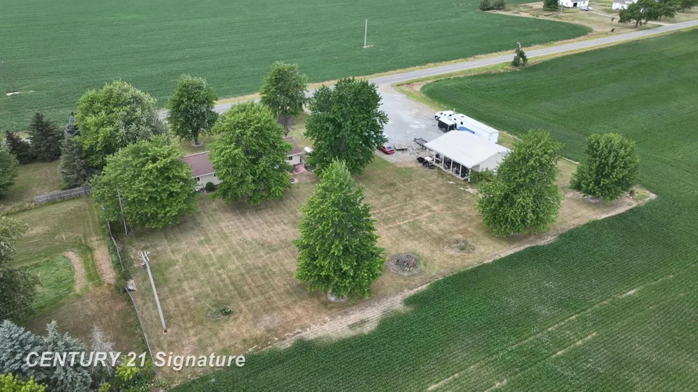 455 S Vernon Road Venice Township, MI 48817