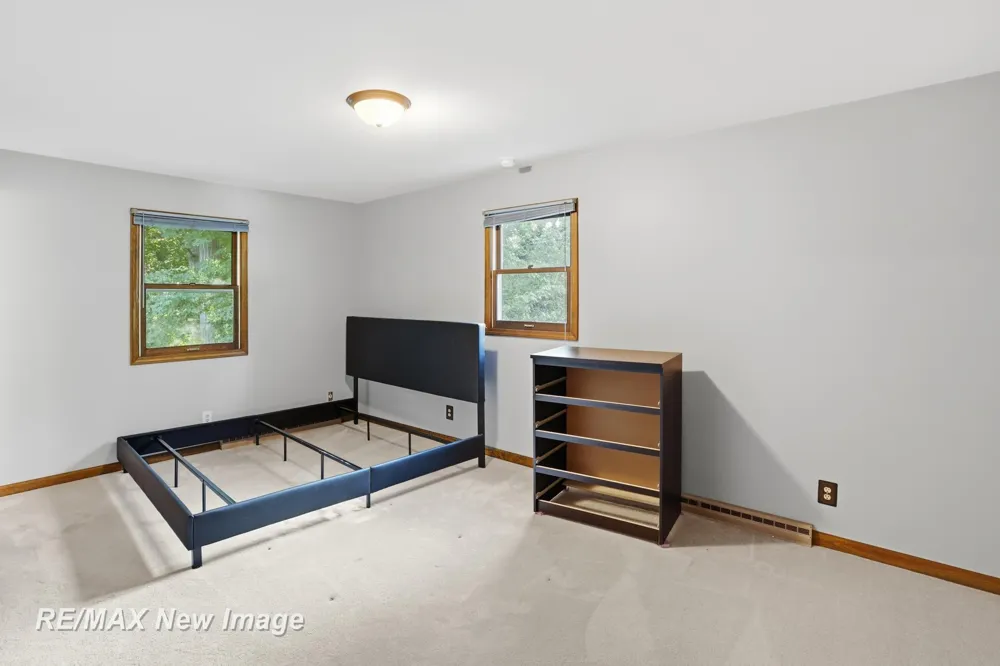 1422 Lenwood Drive Saginaw Charter Township, MI 48638