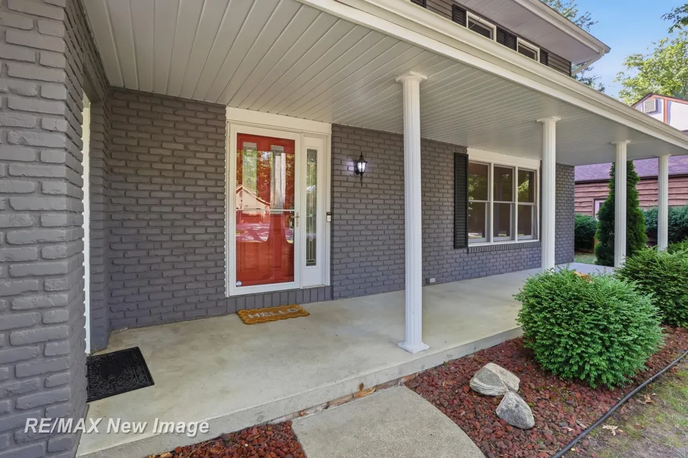 1422 Lenwood Drive Saginaw Charter Township, MI 48638