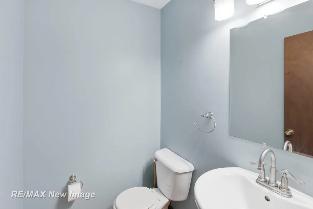 1422 Lenwood Drive Saginaw Charter Township, MI 48638