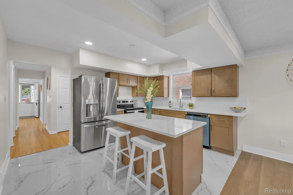 630 Denwood Street Dearborn City, MI 48128