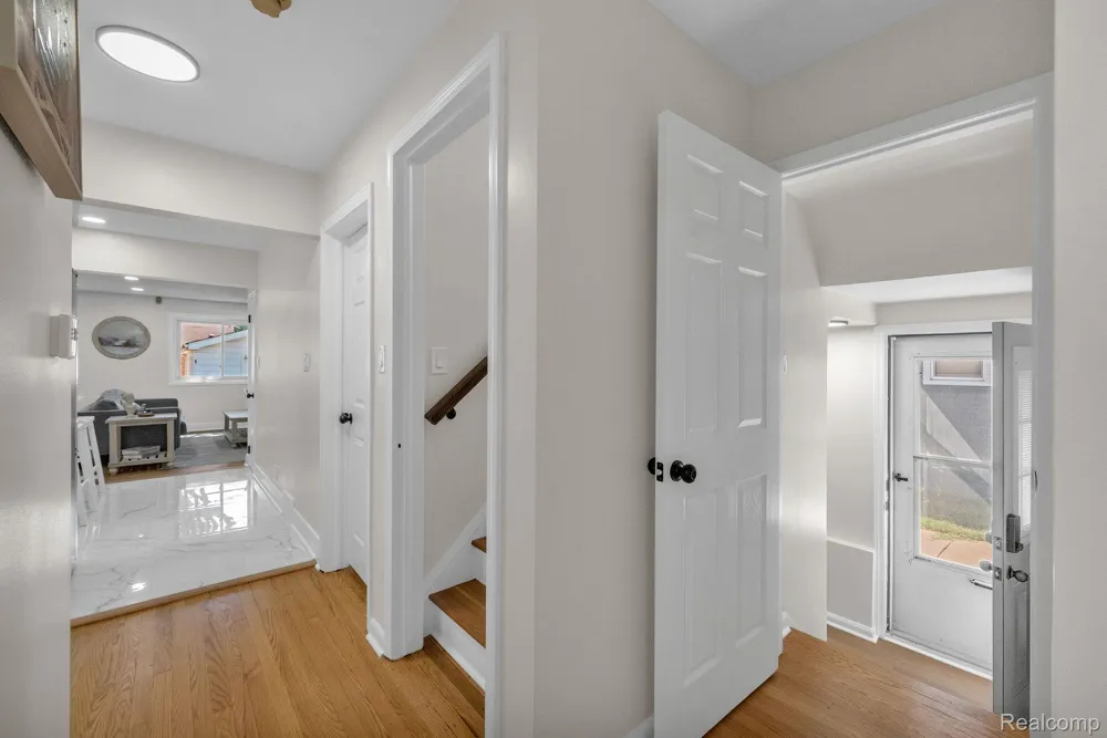 630 Denwood Street Dearborn City, MI 48128