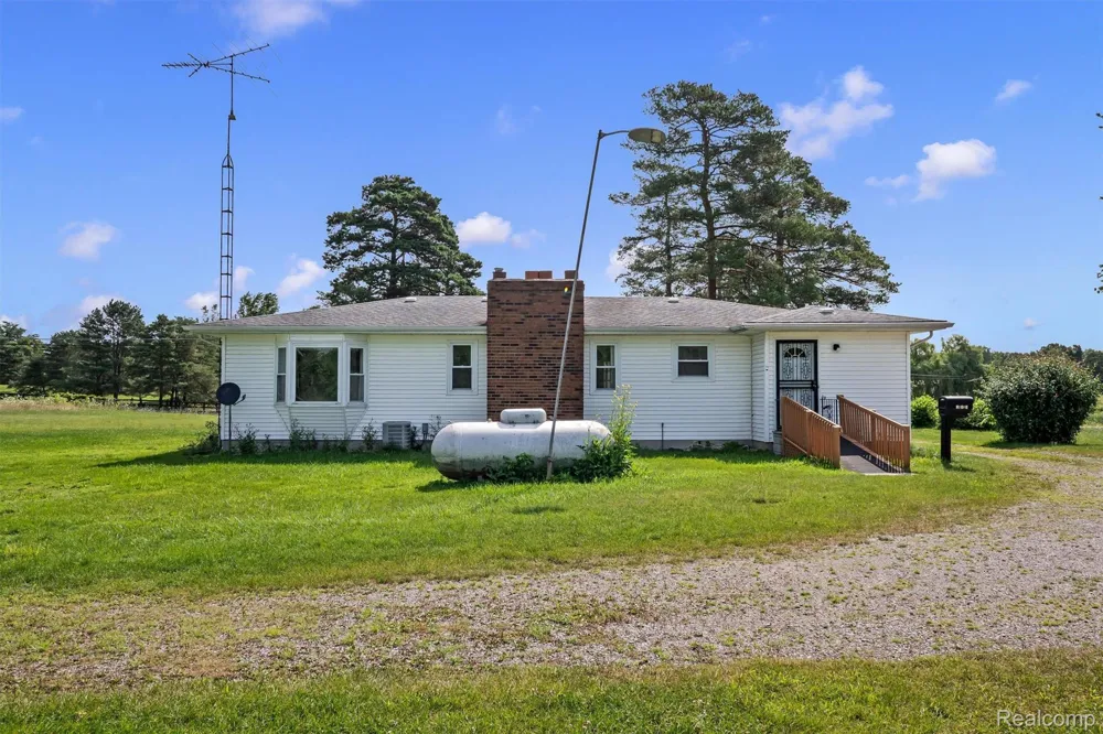 14134 Holly Road Holly Township, MI 48442