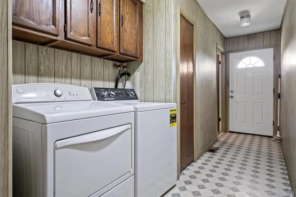 14134 Holly Road Holly Township, MI 48442