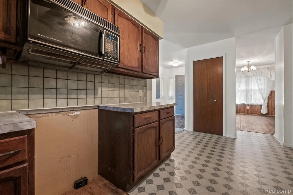 14134 Holly Road Holly Township, MI 48442