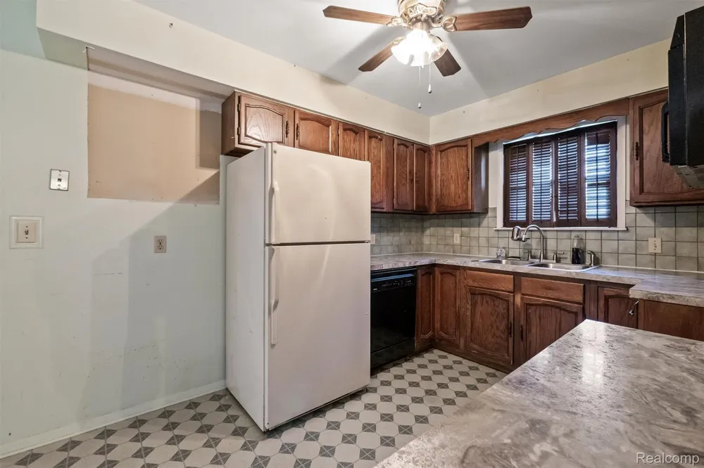 14134 Holly Road Holly Township, MI 48442