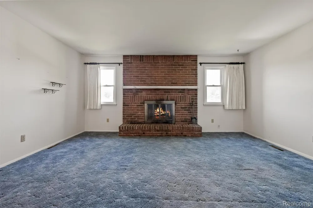 14134 Holly Road Holly Township, MI 48442